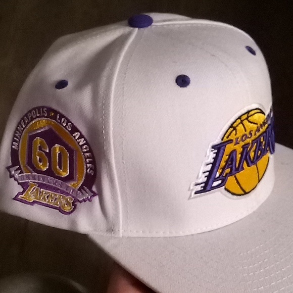 Lakers Hat - Picture 1 of 3